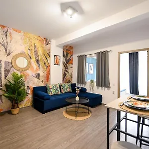  Apartamento Old Town Charm - Modern & Comfortable In The Heart Of The Rumanía