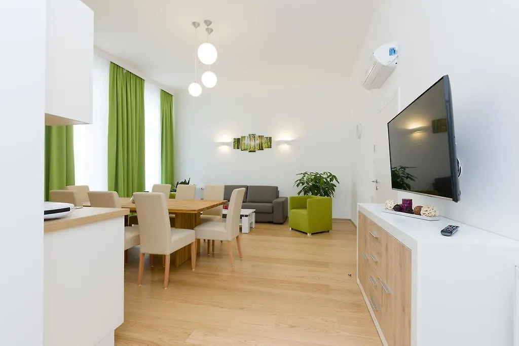 Yourapartment City Center Βιέννη 0*,